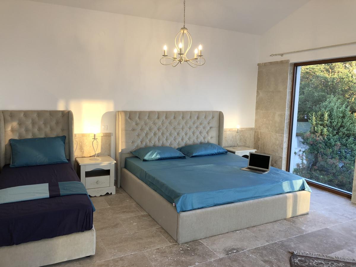 Horus Villa