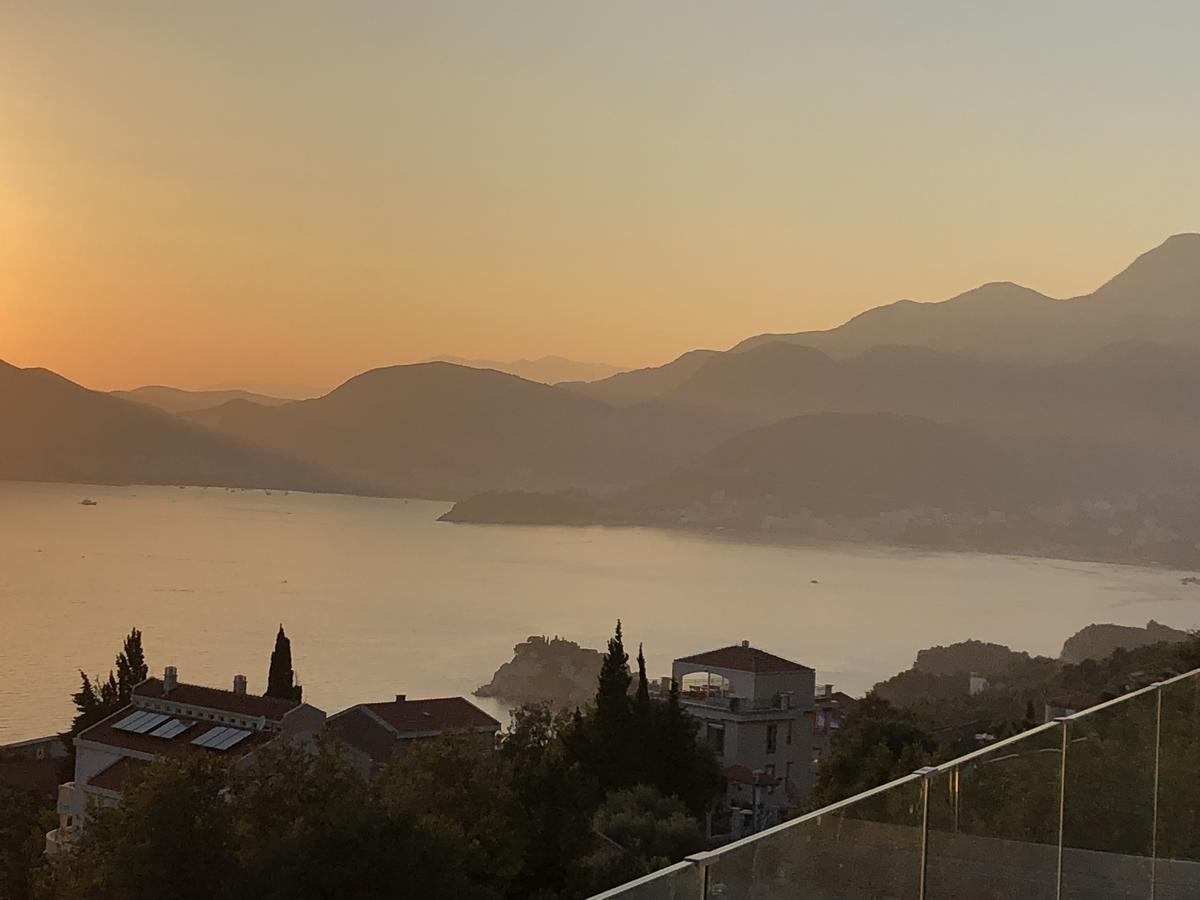 Horus Villa *