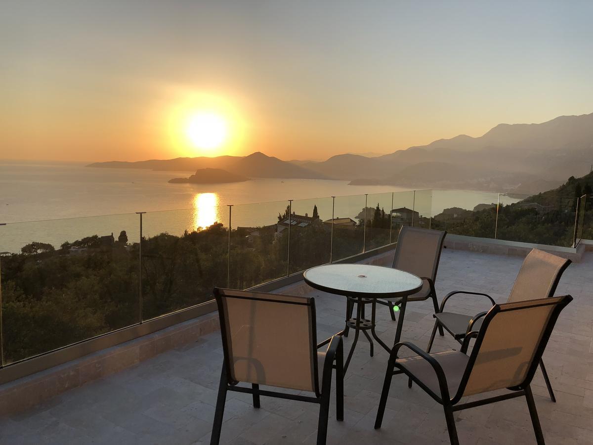 Horus Villa Sveti Stefan