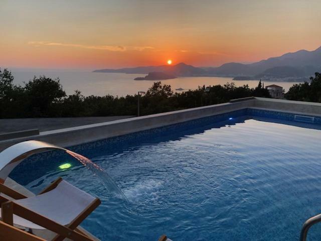 Horus Villa