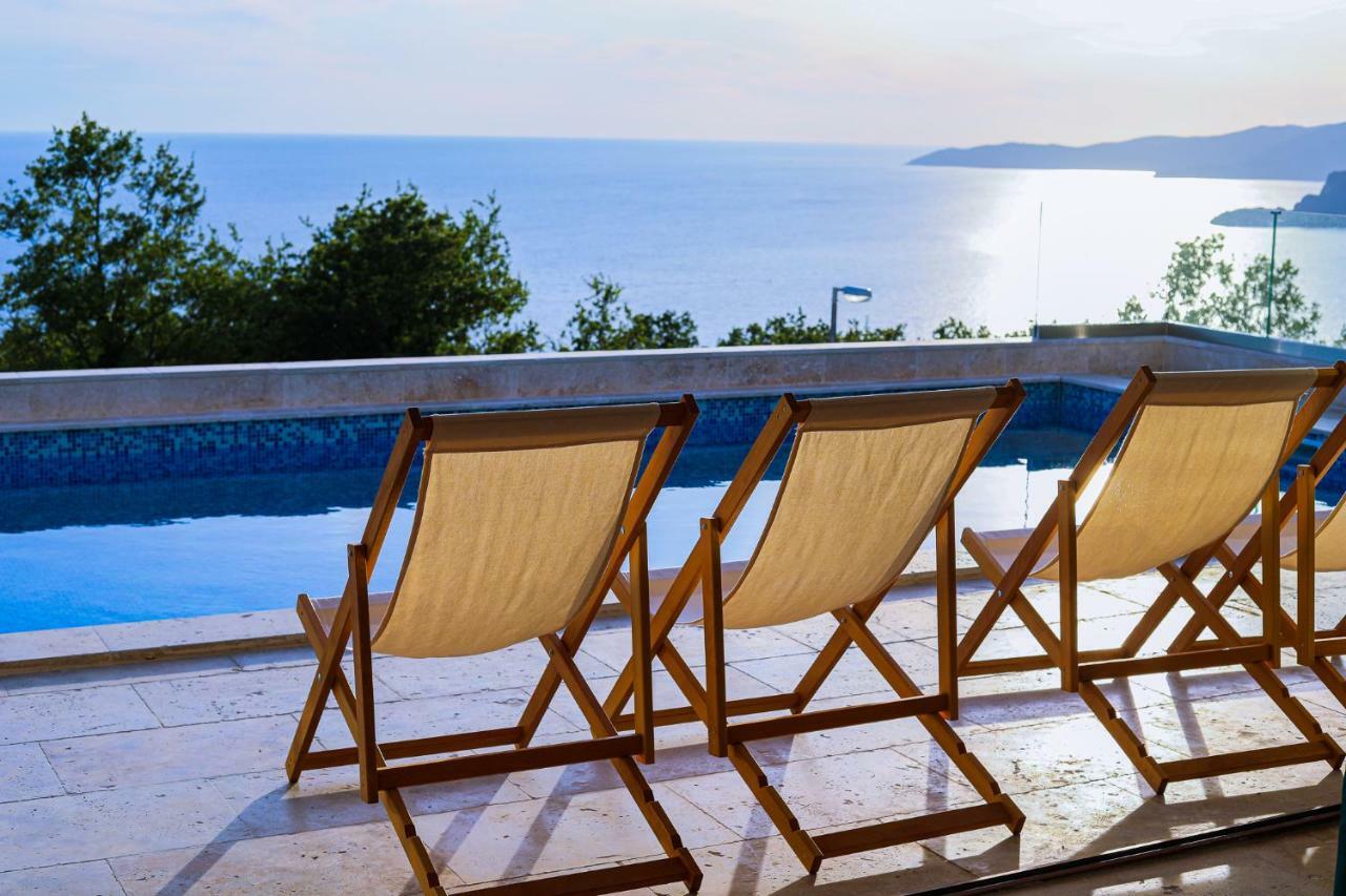Horus Villa